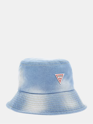 Guess Rain Hat DEN, ein Fischerhut aus Baumwolle, zeigt vorne ein Logo-Dreieck. Der Hut weist eine charakteristische, modische Struktur auf, ideal für modische Akzente.