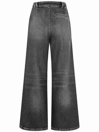 Gitta Banko Rylee W.Black: Rückansicht der weit geschnittenen, hoch taillierten Jeans in dunkler Waschung mit dezenten Bundfalten und Taschen, betont moderne Silhouette.