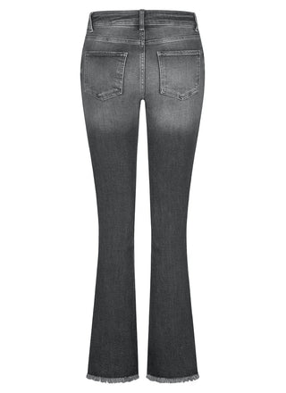 Gitta Banko Alba Flared Jeans W. Black von hinten, zeigt leicht ausgestellte Form mit zwei Gesäßtaschen, Gürtelschlaufen, subtile Verblassung und rohem, ausgefranstem Saum am Knöchel.