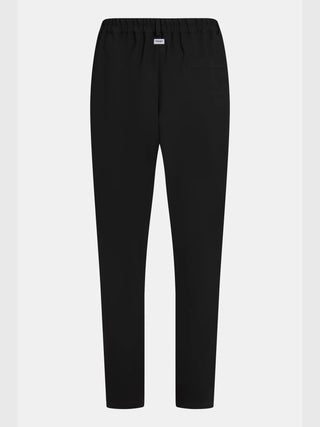 Penn&Ink Trousers antra: Slim-Cut-Hose mit elastischem Bund und kleinem Rückentaschen-Detail, ideal für Reisen und Büro. Formstabil, knitterfrei, leichtes Material, bequem und pflegeleicht.