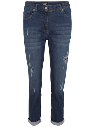 Doris Streich Hose Denimblau: Mittelblaue Jeans mit leichtem Used-Look, dezent zerrissenen Stellen, aufgerollten Säumen und klassischem Fünf-Taschen-Design. Slim-Fit-Schnitt für Komfort und eine schlanke Silhouette.