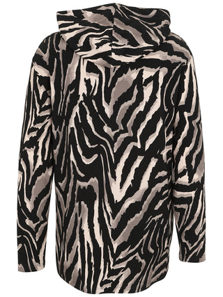 Doris Streich Shirt 363176 Taupe: Rückansicht eines langärmeligen Hoodies mit schwarz-beigem Zebra-Muster und silbernem Don't just exist - LIVE-Motiv, breiter Kordel am Hoodie.