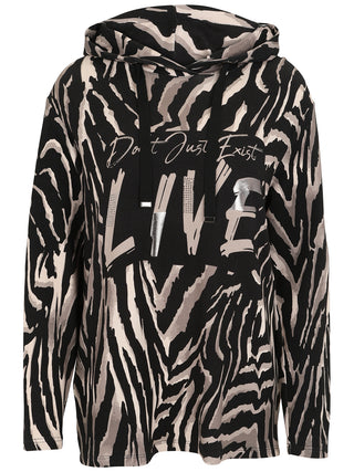 Doris Streich Shirt 363176 Taupe: Frauen-Hoodie mit Zebramuster, lässiger Passform, langen Ärmeln und Slogan „Don’t Just Exist LIVE“ auf der Brust, elastische Sweatware, breite Kordel am Hoodie.