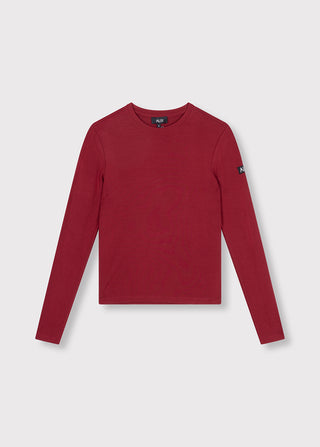 ALIX Longsleeve Top bordeaux: Flach gelegtes, geripptes Langarmshirt mit Rundhalsausschnitt und kleinem ALIX-Label am Kragen. Dezente Markenapplikation am Ärmel für einen lässigen Stil.