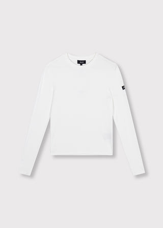 ALIX Longsleeve Top soft white: Weißes, langärmliges, figurnahes Oberteil aus geripptem Jersey mit Rundhalsausschnitt und kleinem ALIX-Label am Kragen und oberen Ärmel, flach auf neutralem Hintergrund.