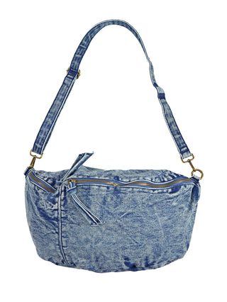 OFF#DLY Crossbody Denim blue, eine blaue Denim-Umhängetasche mit Doppelreißverschluss vorne, verstellbarem Schulterriemen, Reißverschlusstasche hinten, ideal für stilvolle Alltagsnutzung. Größe: ca. 35 x 25 cm.