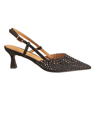 Off#DLY Slingback black: Eleganter Damen-Pumps mit spitzer Zehenpartie, verziert mit glänzenden schwarzen Nieten, verstellbarem Knöchelriemen und niedrigem Kittenabsatz. Innenfutter aus hellbraunem Lederimitat.