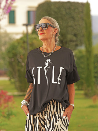 OFF#DLY Tee Style black