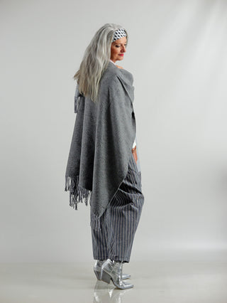 GUESS Poncho GRY