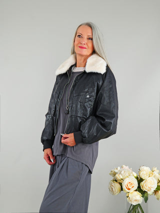 OFF#DLY Fake Leather Jacket Black Fur