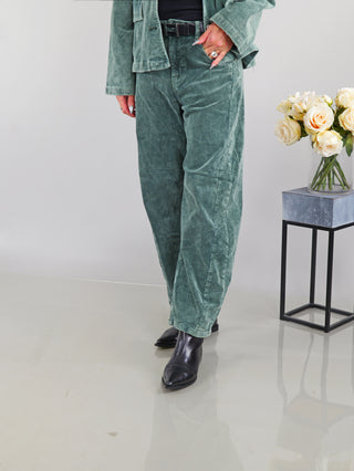OFF#DLY Cord Pant green