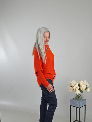 OFF#DLY Pulli Irene asymetric orange