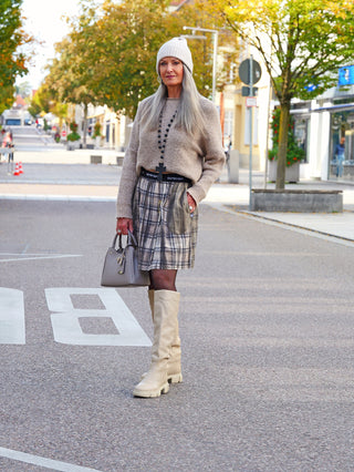 OUTRYGHT OUCosmo Skirt
