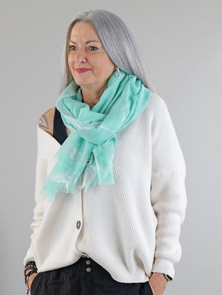 OFF#DLY Schal mint/silber 12540 aus 100% Viskose, Größe 185x85 cm, elegant drapiert, zeigt feine Textur und bietet vielseitige Styling-Optionen für modische Akzente.