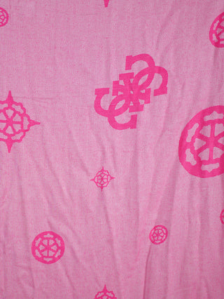 Guess Schal Loralee 80x190 cm Pink